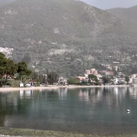 Palmyra Beachfront *
