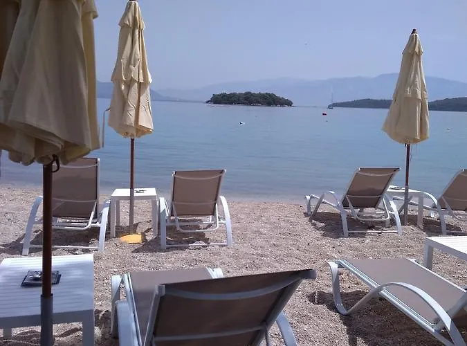 Palmyra Beachfront